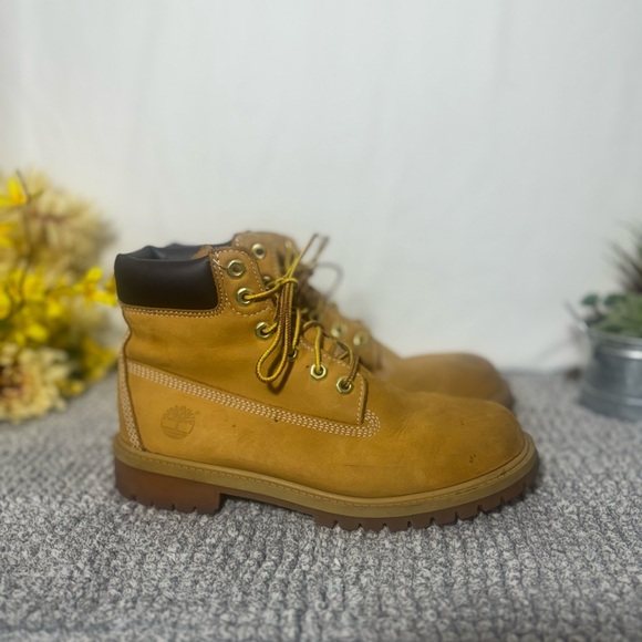 Timberland Boots - Picture 4 of 5